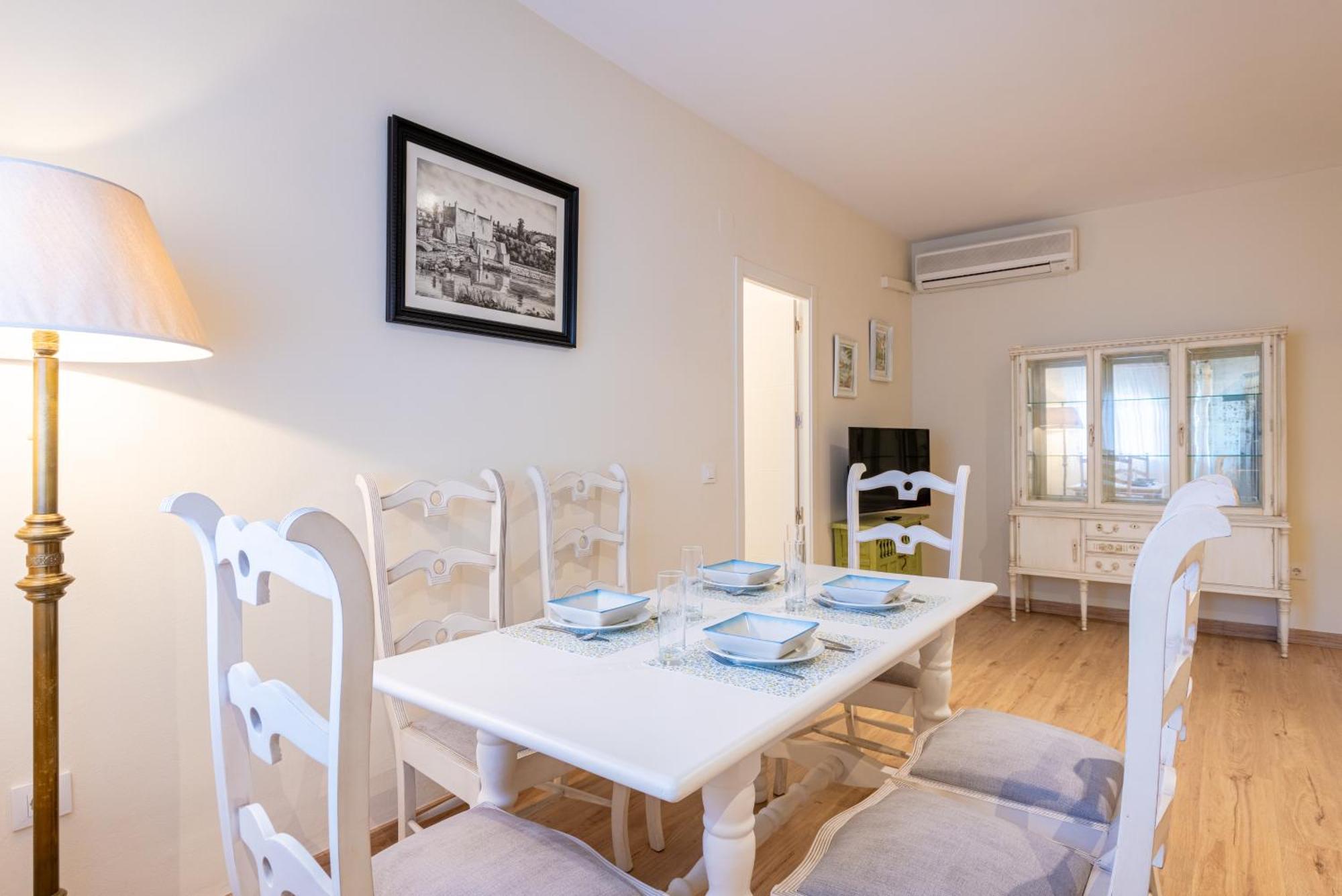 Apartament San Bernardo By Thegoodtourist Sewilla Zewnętrze zdjęcie